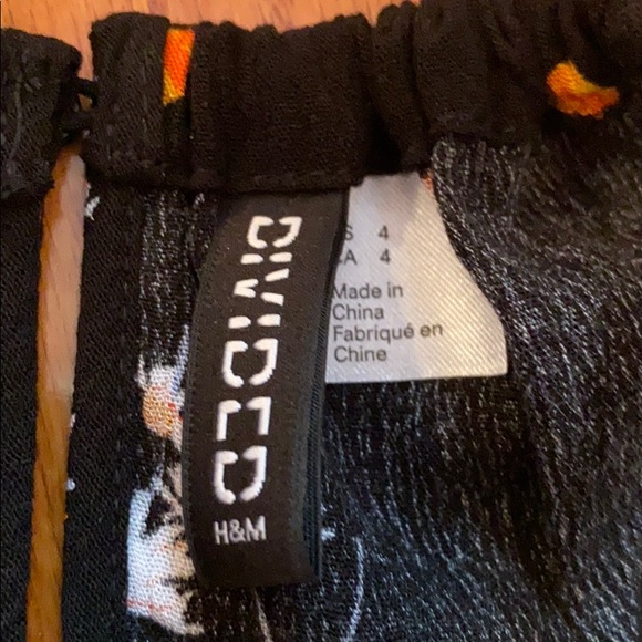 Black Floral Top - Picture 3 of 3